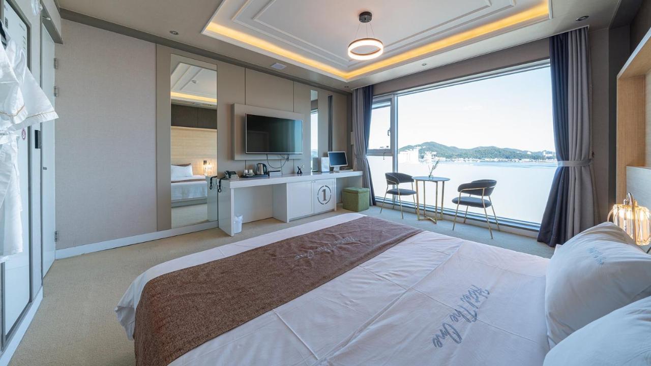 Hotel The One Йосу Экстерьер фото